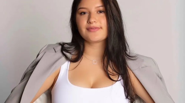 Vanessa Sanchez, a fundadora da Nessy Swimwear (Foto: Divulgação)