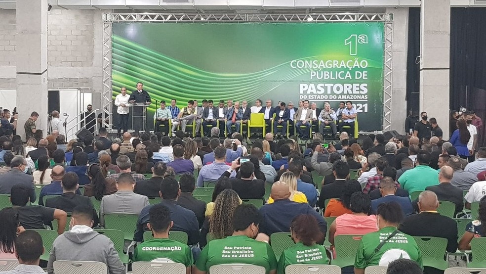 Bolsonaro participa de evento com pastores evangélicos em Manaus — Foto: Alexandro Pereira/Rede Amazônica