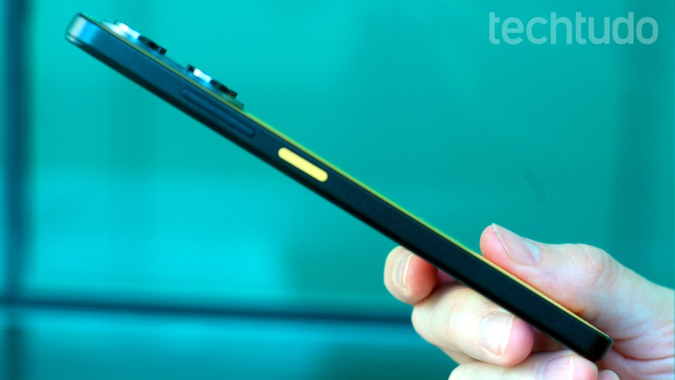 Poco X5 Pro traz processador Snapdragon 778G (Qualcomm) com velocidade de até 2,4 GHz — Foto: Fernando Braga/TechTudo