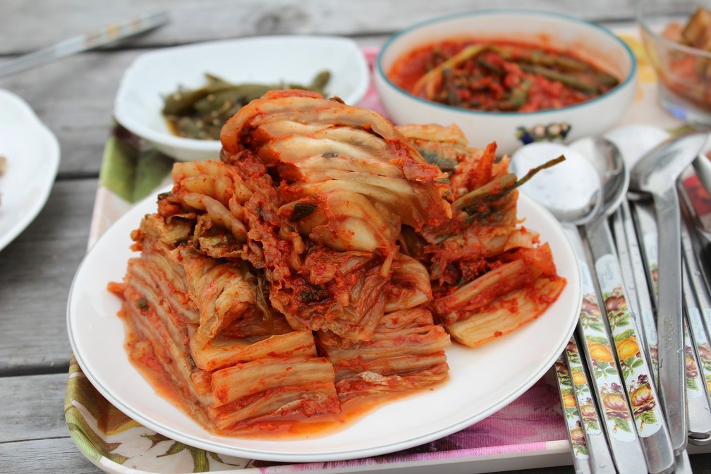 Kimchi é um tipo de comida fermentada coreana  (Foto: Pixabay)