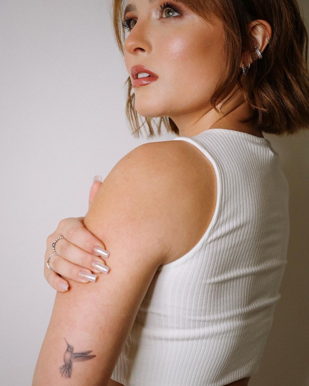 Larissa Manoela mostra tatuagens novas e explica significado na web -  Revista Marie Claire