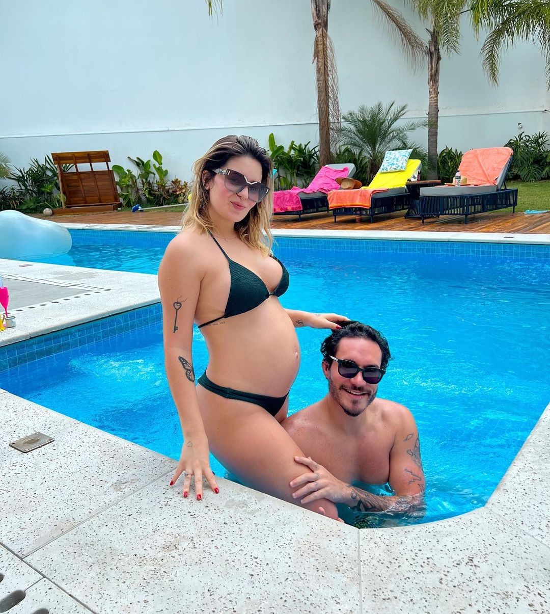 Viih Tube e Eliezer começaram o namoro em 2022 e agora já estão a espera de Lua, primeira filha do casal — Foto: Instagram/Reprodução