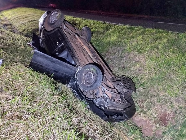 Vereador de Itambé morre após carro sair da pista e capotar na rodovia — Foto: Divulgação