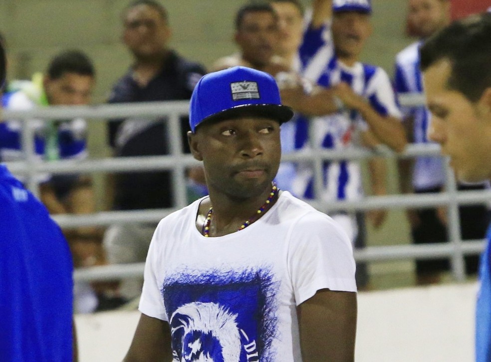 Pablo Armero, lateral do CSA — Foto: Ailton Cruz / Gazeta de Alagoas