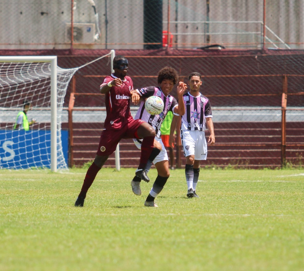Jhonatan Salah do Atlético Itapemirim — Foto: Wagner Chaló