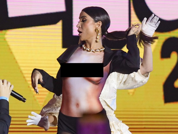 Bianca Andrade usa segunda pele que imita seios à mostra (Foto: Lucas Ramos/BrazilNews)
