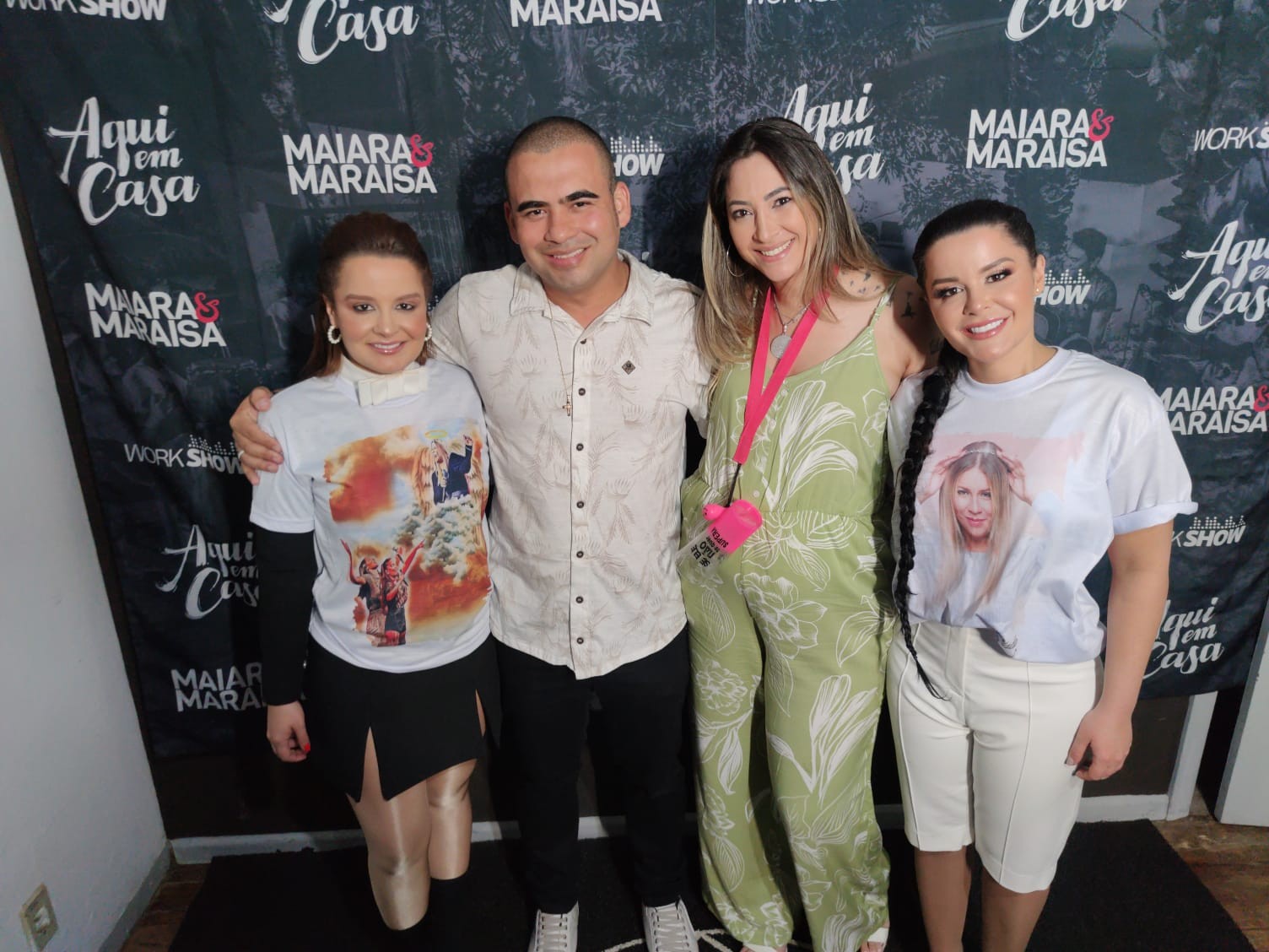 Elton Faria,  Maiara e Maraisa (Foto: Reprodução / Instagram)