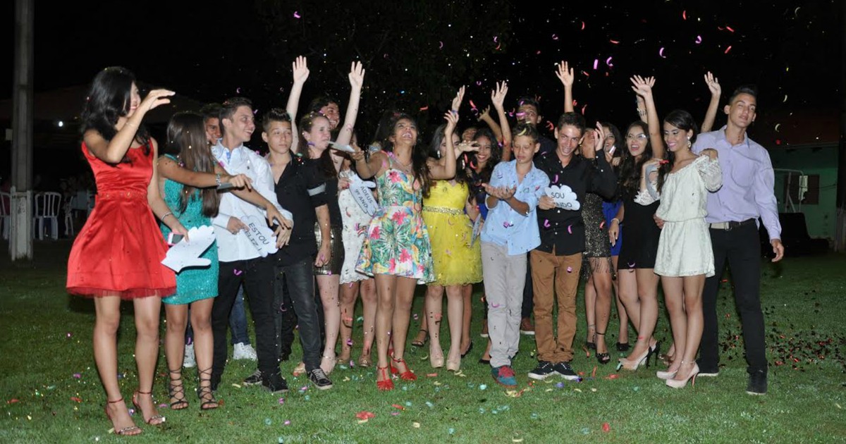 Evento de formatura da FEMAF reúne mais de 200 alunos no