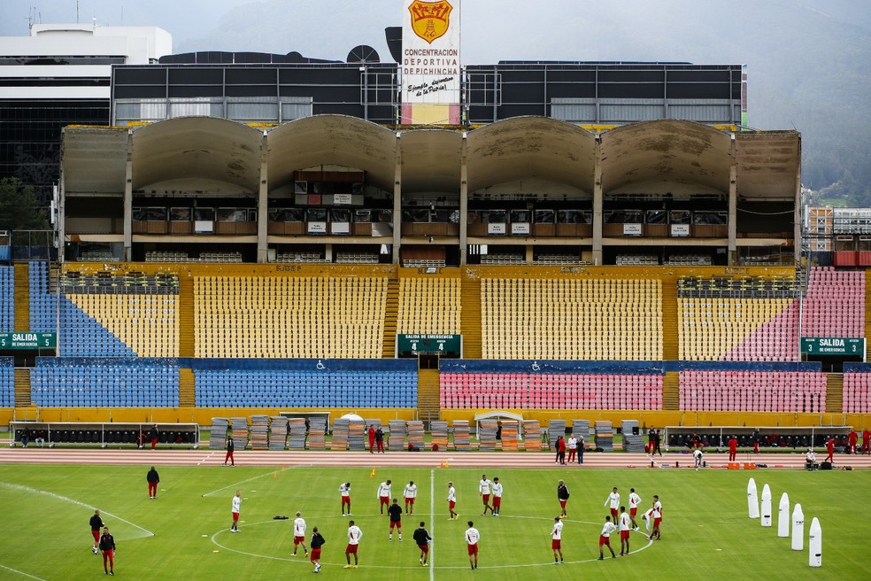 Elenco do Flamengo treina no Equador antes da Recopa &mdash; Foto: Gilvan de Souza/Flamengo