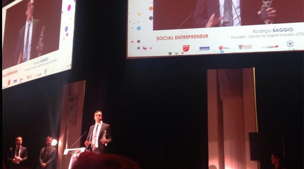 Rodrigo Baggio: brasileiro ganha trófeu de empreendedor social  (Foto: Divulgação)