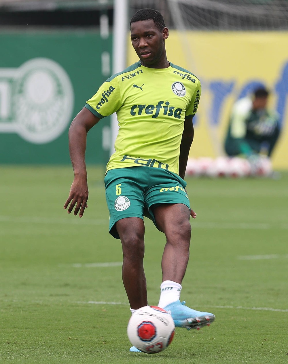 Com voltas de Patrick e Gabriel Menino, Palmeiras inicia preparação para o Dérbi