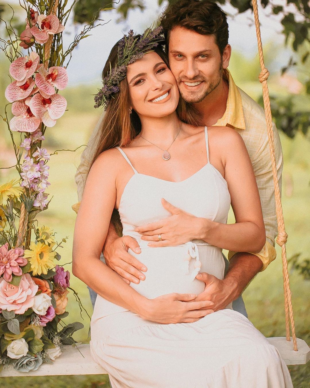 Elieser Ambrósio e Kamilla Salgado anunciam que serão pais (Foto: Reprodução/Instagram)