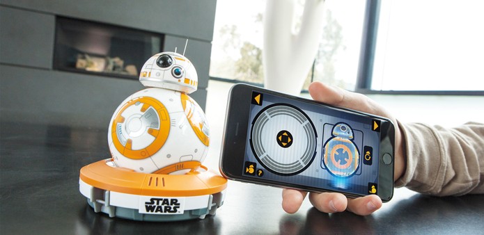 Versão real do BB-8 pode ser controlada através de smartphone ou se mover sozinho (Foto: Reprodução/Sphero)
