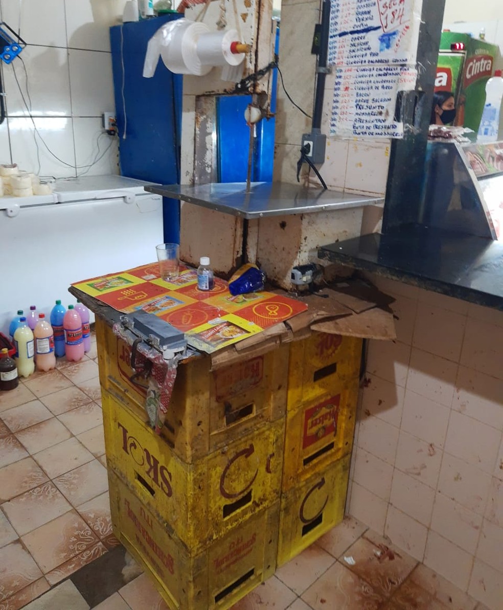 Fiscalização flagrou ambientes desorganizados e com falta de higiene — Foto: Divulgação/Vigilância Sanitária