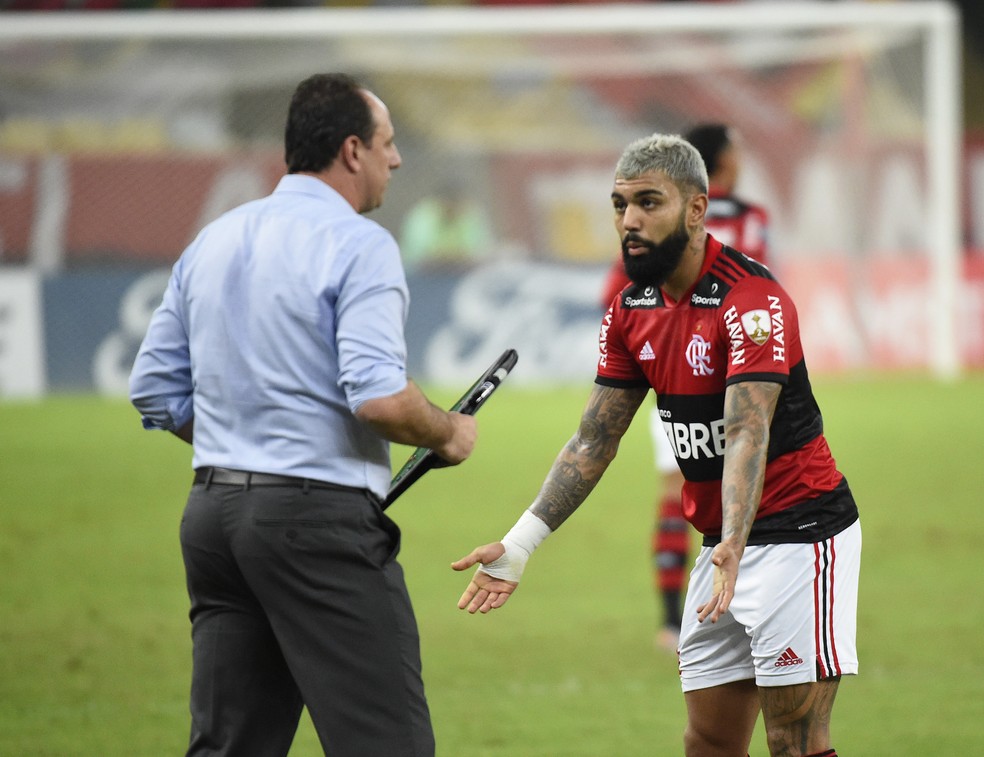 Rogério Ceni e Gabigol, Flamengo x LDU — Foto: André Durão / ge