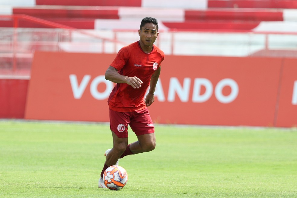 Jorge Henrique chegou cheio de moral no Náutico — Foto: Marlon Costa/ Pernambuco Press