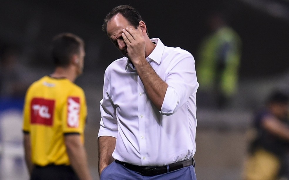 Rogério Ceni, técnico do Cruzeiro — Foto: Agência i7/Mineirão