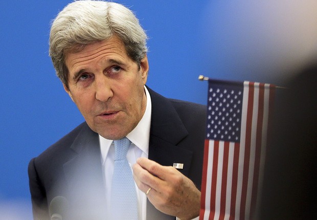 O secretário de Estado americano John Kerry visita a China (Foto: Andy Wong/Getty Images)