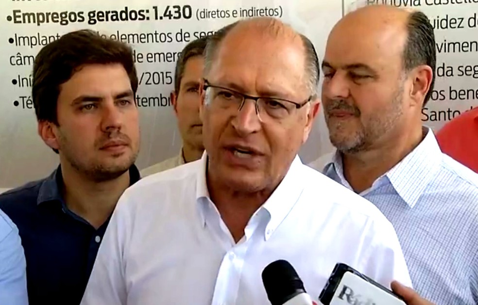 Geraldo Alckmin esteve em Piratininga para inaugurar obras na SP-225: 