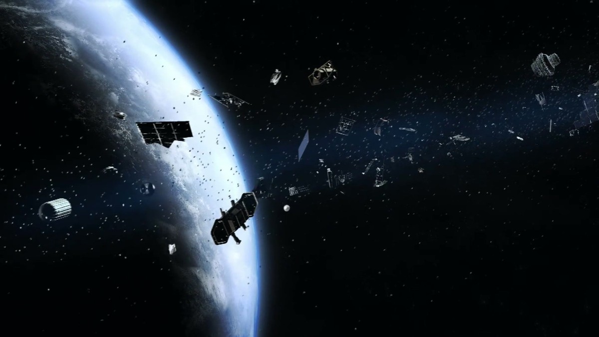 Dois Riscos Que O Lixo Espacial Pode Trazer