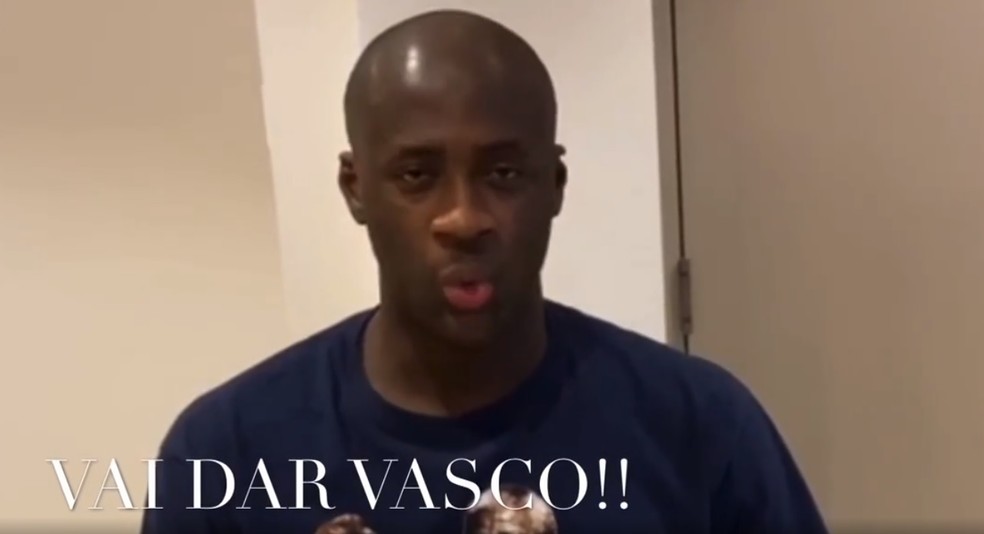 Yaya Touré confirma em vídeo que tem um acerto com candidato à presidência do Vasco — Foto: Reprodução