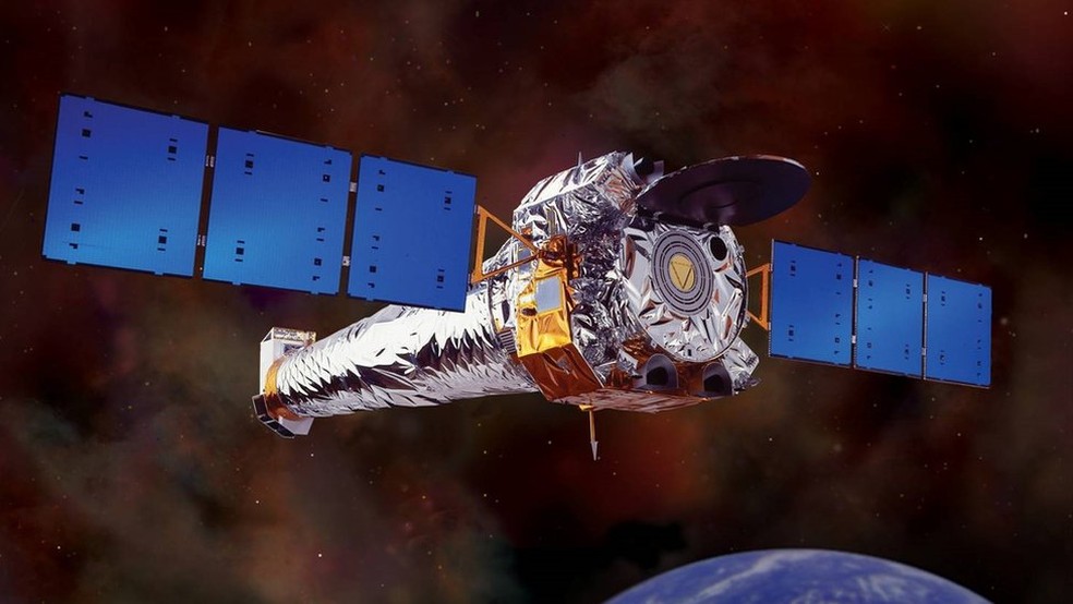 Telescópio espacial Chandra foi usado para indicar com precisão a localização do buraco negro no centro da galáxia  (Foto: Nasa)