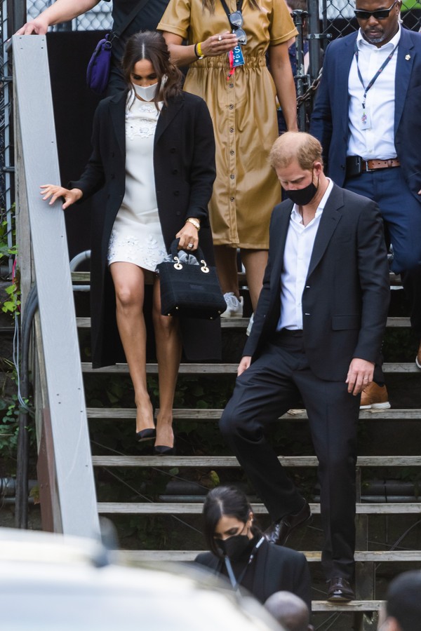 NEW YORK, NEW YORK - SEPTEMBER 25: Meghan Markle, Duchess of Sussex, and Prince Harry, Duke of Sussex, depart the Global Citizen concert in Central Park on September 25, 2021 in New York City. (Photo by Gotham/GC Images) (Foto: GC Images)