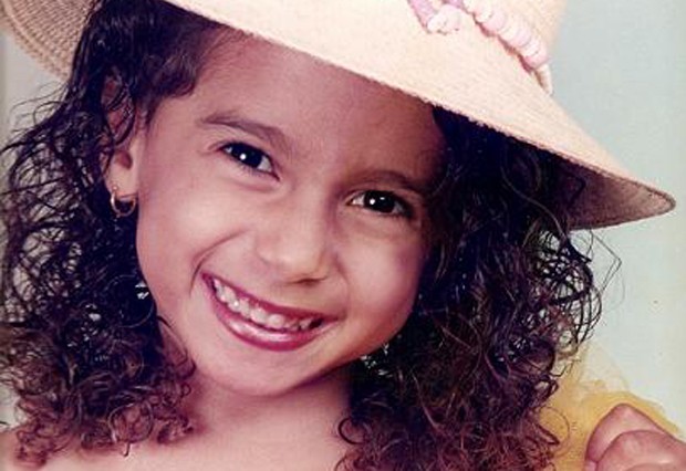 Olha como a Anitta era fofa! (Foto: Reprodução ) Olha como a Anitta era fofa! (Foto: Reprodução )