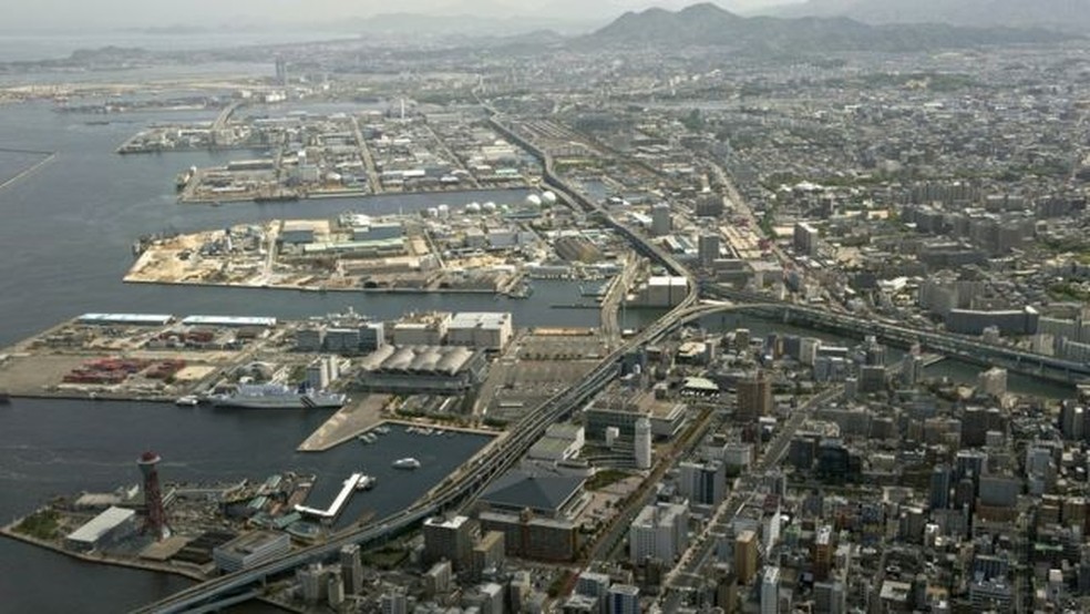 A cidade portuária de Fukuoka pode estar no caminho do tufão — Foto: Getty Images via BBC