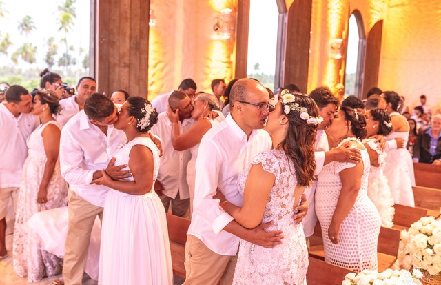 Casamento coletivo na Capela dos Milagres (Foto: divulgação / Gustavo Sarmento)