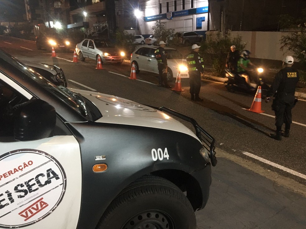 Blitz da Lei Seca realizada nesta quarta-feira (5) em Natal — Foto: PM/Cedida