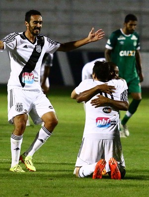 Contra Robinho e Alecsandro, Cajá tenta o bi das pinturas do É Gol!!!