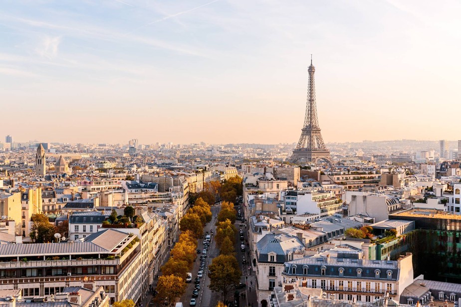 Nosso colunista Charles Piriou apresenta opções com ótimo custo-benefícios para se hospedar em Paris, França