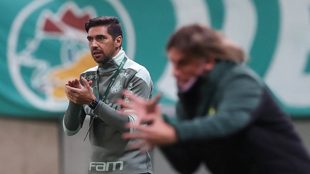 Abel Ferreira em Palmeiras x Defensa y Justicia