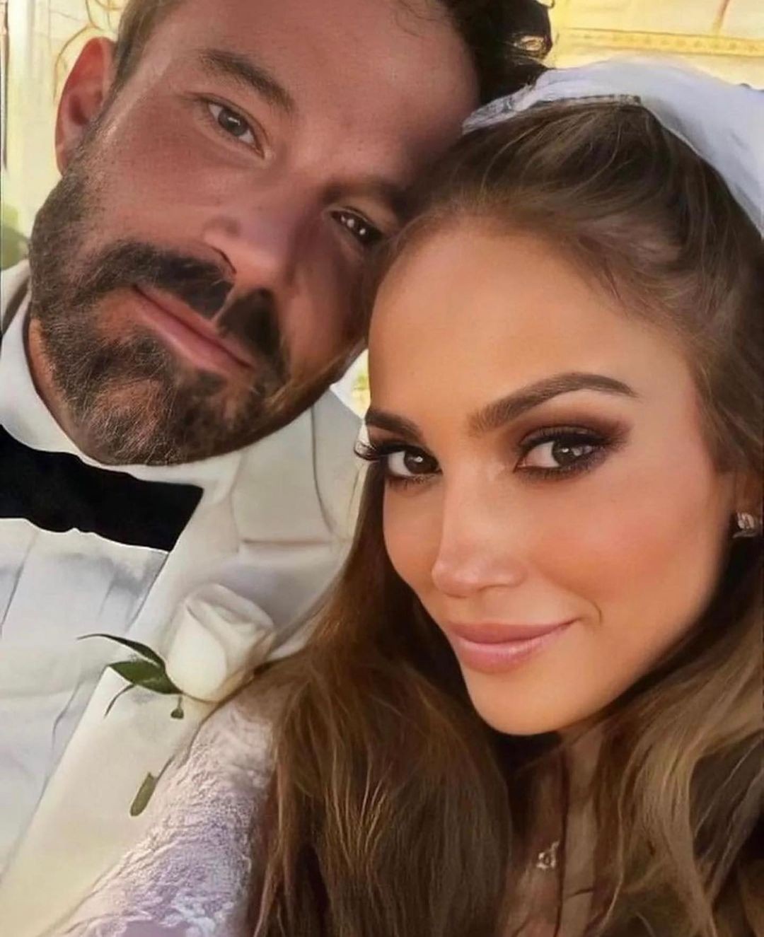 Jennifer Lopez confirmou seu casamento em Las Vegas com Ben Affleck (Foto: Reprodução/ No JLo)