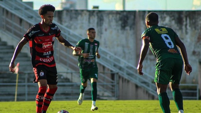 Duelo aconteceu na tarde desta quinta-feira, no Amigão