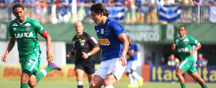 Moreno espera que renovação com Cruzeiro seja o mais rápido possível
