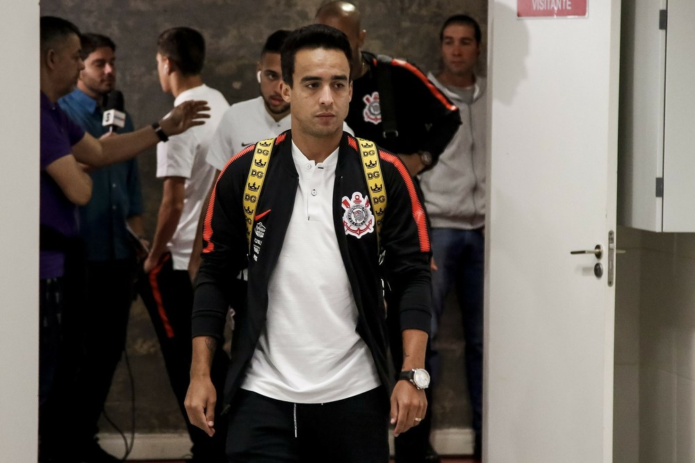 Jadson e Corinthians se aproximam de renovação de contrato por dois anos