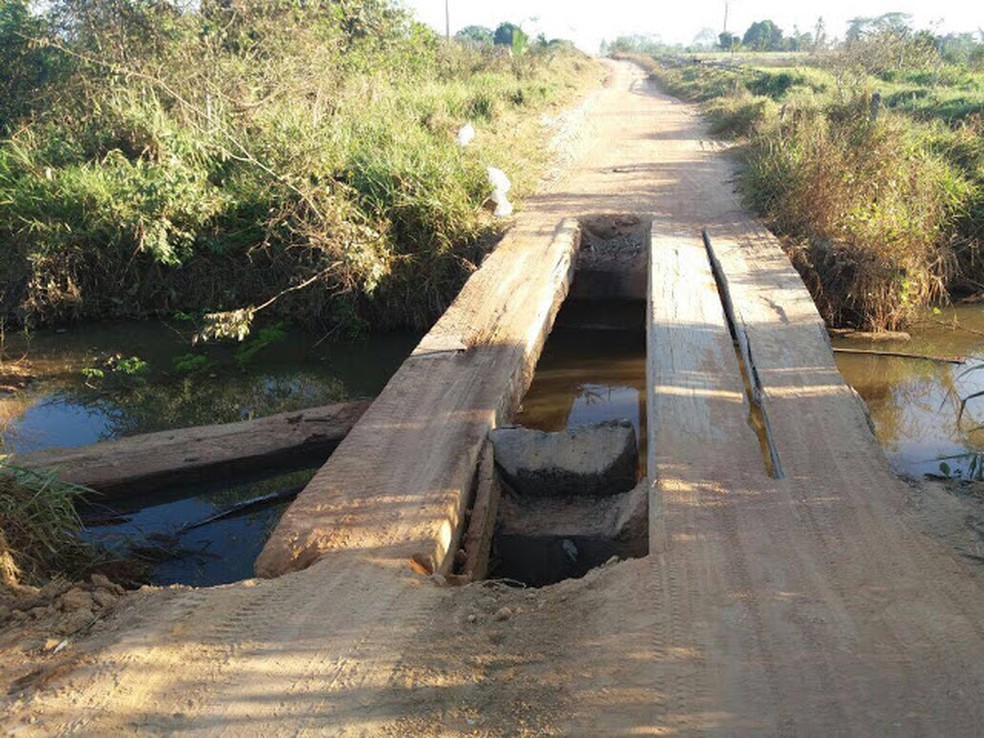 Ponte da Linha 28 do distrito de Nova Dimensão, localizado na zona rural de Nova Mamoré, RO (Foto: Rota Mamoré/Reprodução)