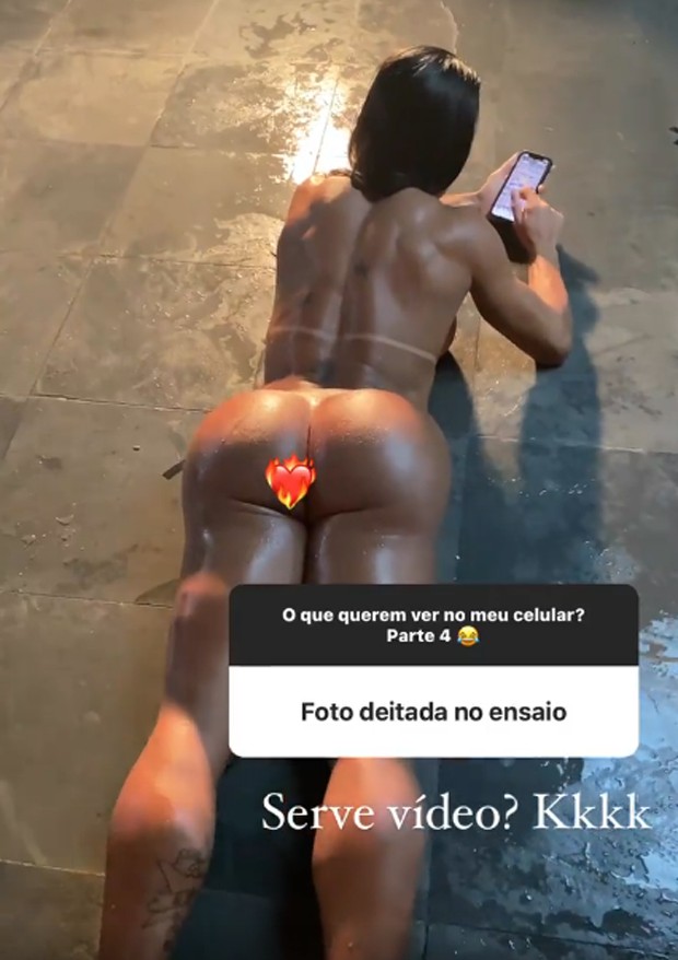 Gracyanne Barbosa mostra ensaios nus na web (Foto: Reprodução / Instagram)