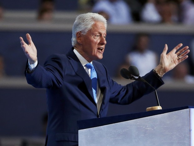 Former President Bill Clinton addresses the Democratic National Convention in Philadelphia, Pennsylvania, U.S. July 26, 2016. (Foto: Lucy Nicholson/Reuters)