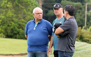 Romildo Bolzan se anima após 1º coletivo e mira Grêmio muito melhor em 2015