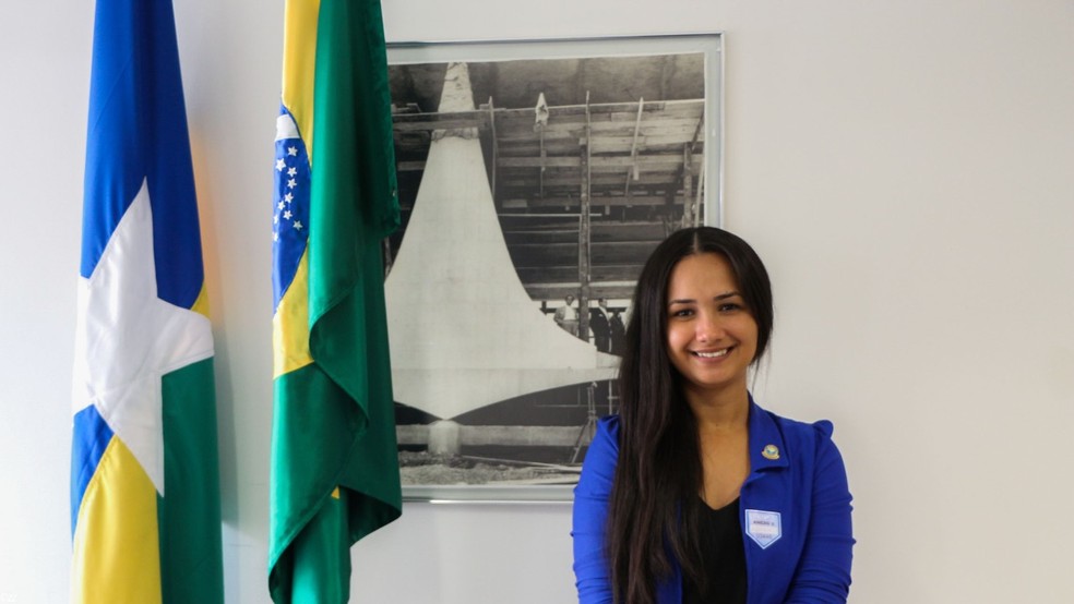 Vereadora Nayara Oliveira foi eleita aos 19 anos em Buritis, RO — Foto: Nayara Oliveira/Arquivo pessoal