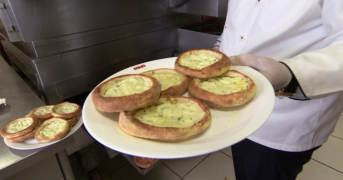 Segredo da rede que vende 680 milhões de esfihas/ano