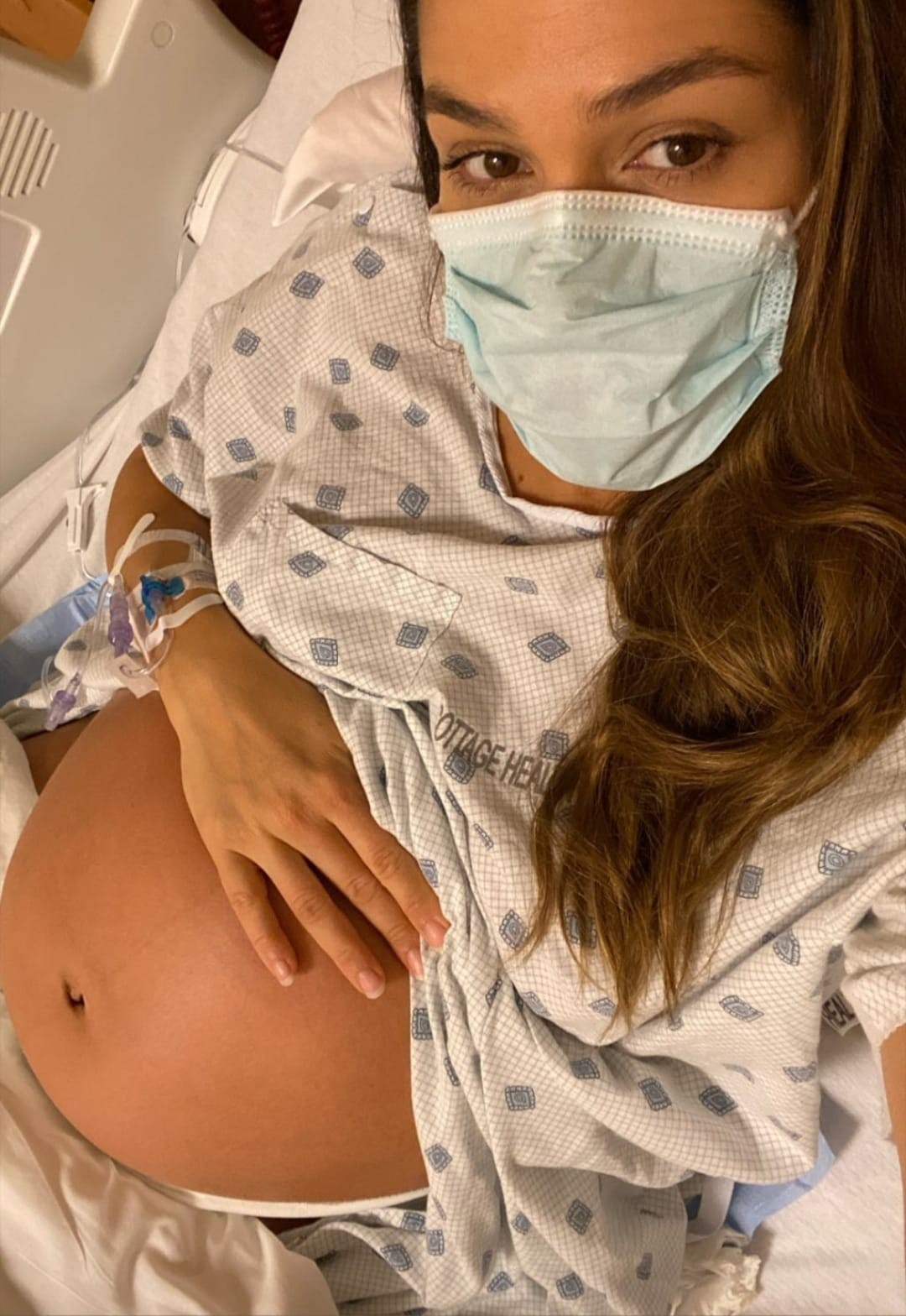 Fernanda Machado dá entrada em maternidade (Foto: Reprodução/Instagram)