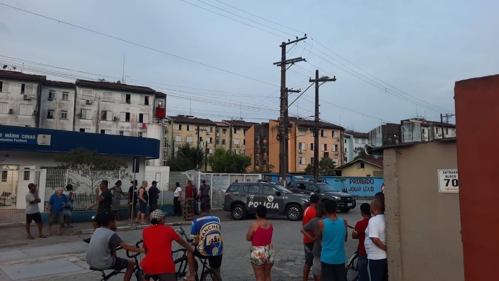 Suspeito foi preso por policiais militares do 2 Baep que faziam patrulha em Cubato, SP — Foto: Reproduo/Cubato Notcias