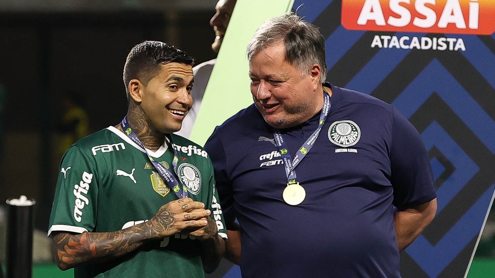 Saída de graça? Palmeiras tem tempo para definir renovação de Dudu