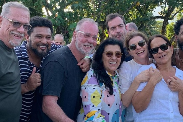 Luiz Fernando Guimarães reúne amigos famosos e familiares em aniversário (Foto: Reprodução/Instagram)