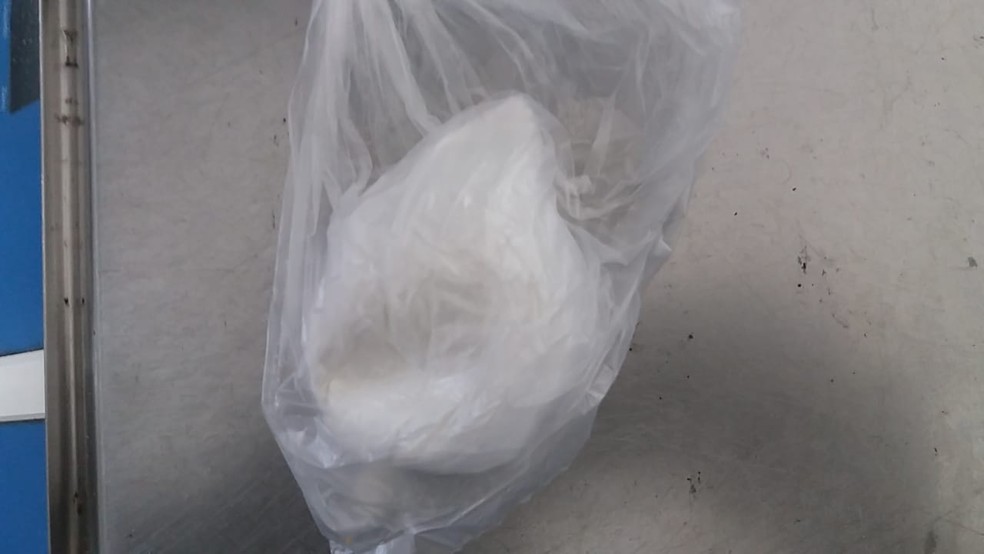 Cocaína apreendida no CDP de Hortolândia (SP) estava escondida dentro de embalagem de leite em pó — Foto: SAP/Divulgação