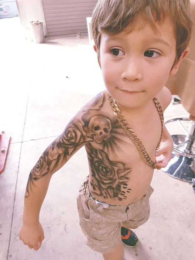 Para tornar a vida de crianças doentes mais alegre, artista cria tatuagens temporárias (Foto: Reprodução)